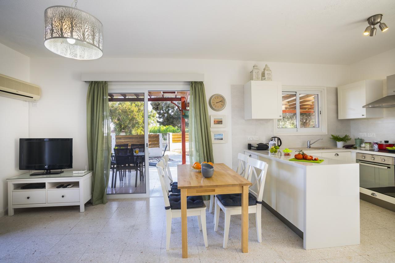 Larnaca Villa Marina Meneou المظهر الخارجي الصورة